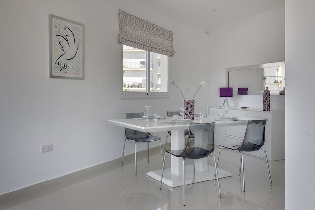 サン ジュリアンにある豪華なペントハウス、ベッドルーム 2 室