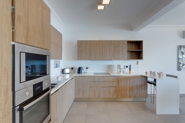 フォート ケンブリッジにある海辺の素晴らしいアパートメント、プールあり