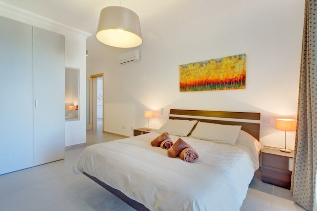 フォート ケンブリッジにある海辺の素晴らしいアパートメント、プールあり