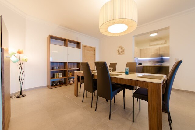 フォート ケンブリッジにある海辺の豪華なアパート