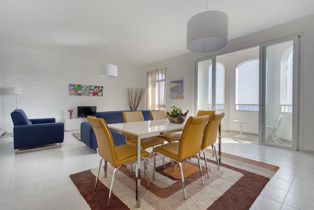 シーフロント アパートメント マーベラス ビューズ GR8 ロケーション