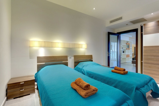 スリマのフォート ケンブリッジにある海を望むアパートメント