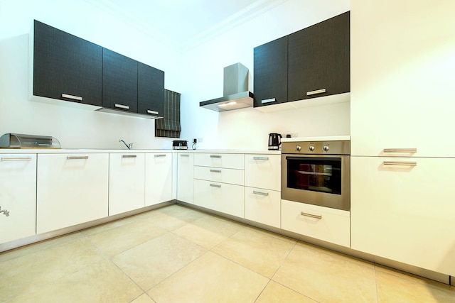 豪華なアパートメント、プールあり