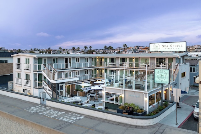 シー スプライト ビーチ クラブ