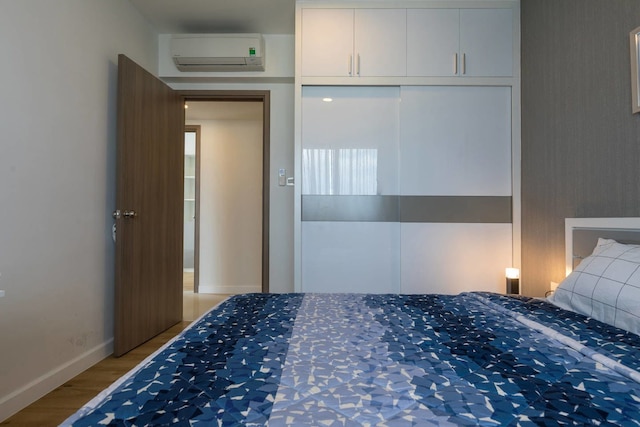 アイコン 56 にあるアンディのアパート