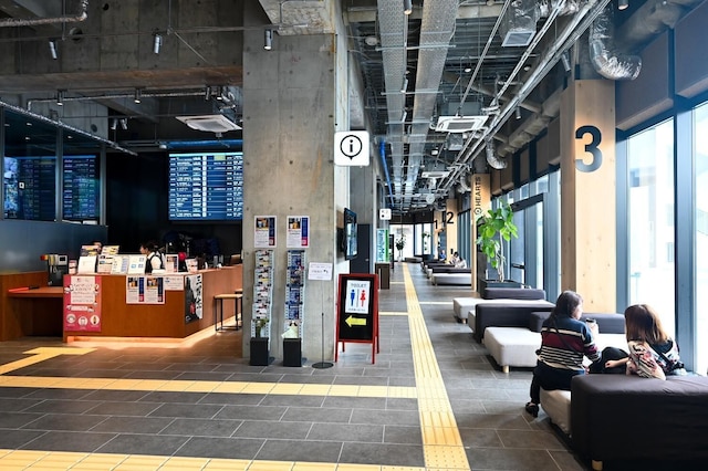 HEARTSカプセルホテル＆スパ博多