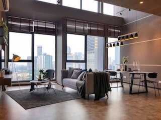 エクスプレッションズ プロフェッショナル スイーツバイ ラグジュリアス ライフスタイル リビング