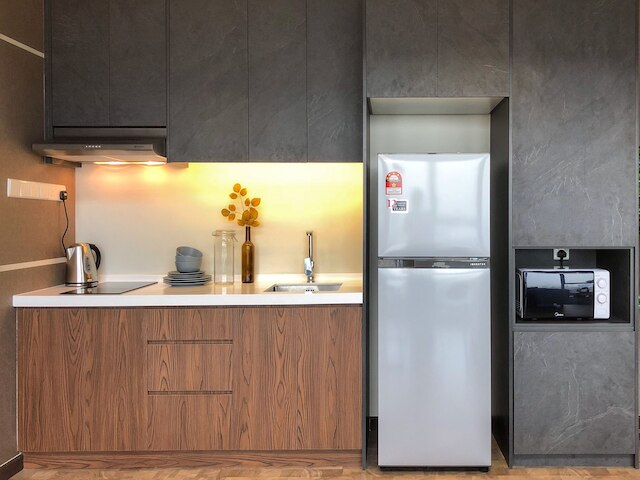 エクスプレッションズ プロフェッショナル スイーツバイ ラグジュリアス ライフスタイル リビング