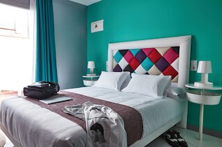 ホテル・フリーダム