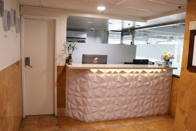 ホームテル・スイーツ - ロサンゼルス(コリアタウン)