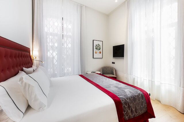 ユーロスターズ アサアールホテル