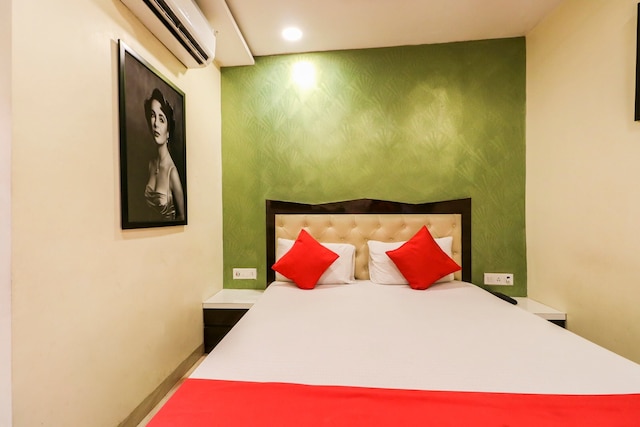 OYO 15617 アビズ イン