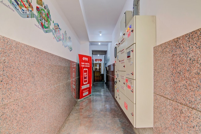 OYO 15695 バーシティ コンフォーツ