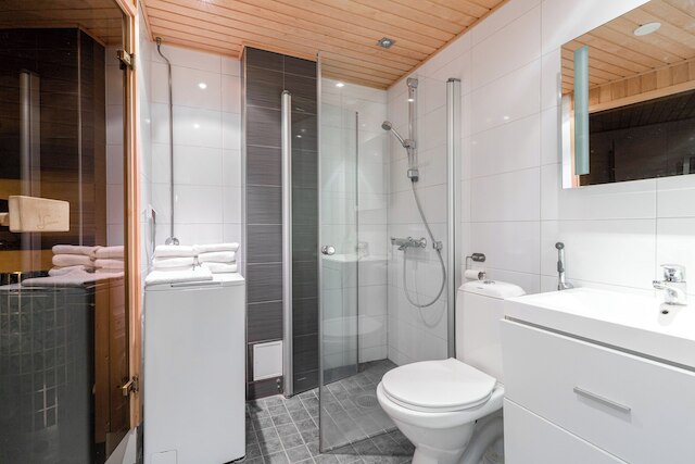 1BR ダウンタウン アパートメント ウィズ サウナ, ホスツ アップ トゥ 8 ゲスト