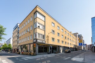 1BR ダウンタウン アパートメント ウィズ サウナ, ホスツ アップ トゥ 8 ゲスト