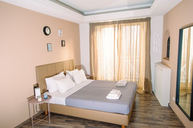 エルム ダウンタウン スタジオズ バイ ホスピタリティ ボックス