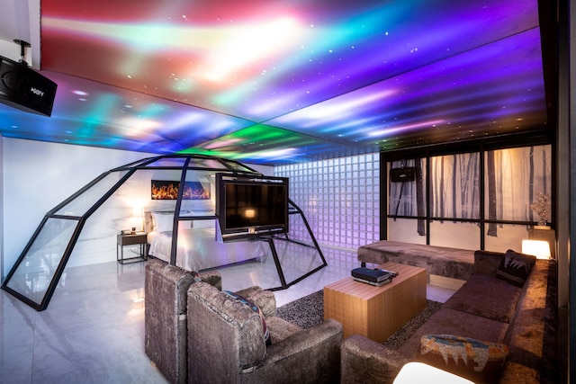 オーロラ モーテル