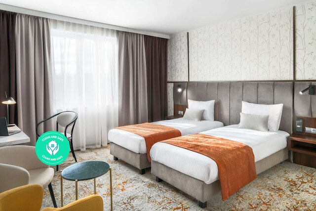 メトロポロ バイ ゴールデン チューリップ