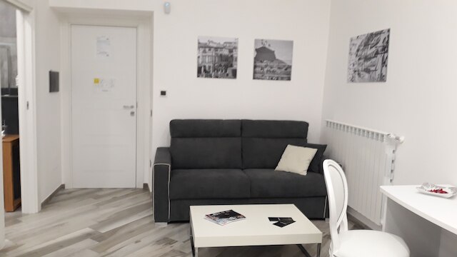 エルメス ルームズ フォー ツーリスツ