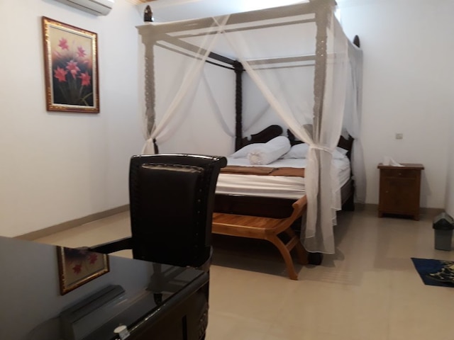 ピーホームバチロ