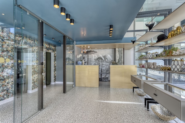 ザ ピナクル アテネ