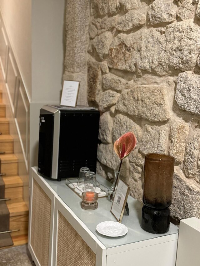 トレル 1884 スイーツ & アパートメンツ