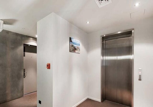 オークランド CBD モダン 2 ベッドルーム アパートメント