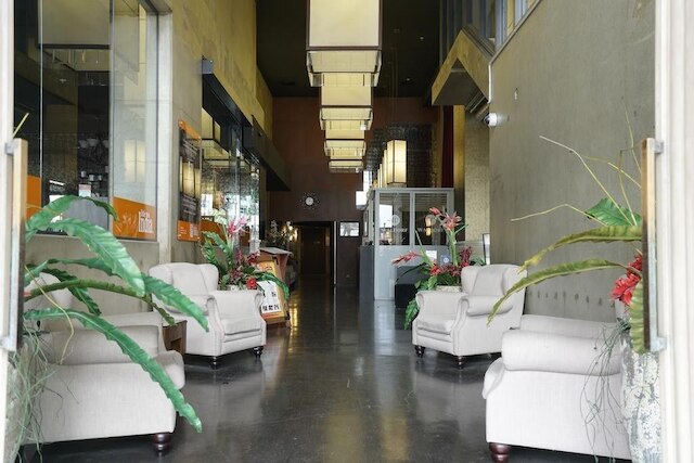 オークランド CBD モダン 2 ベッドルーム アパートメント