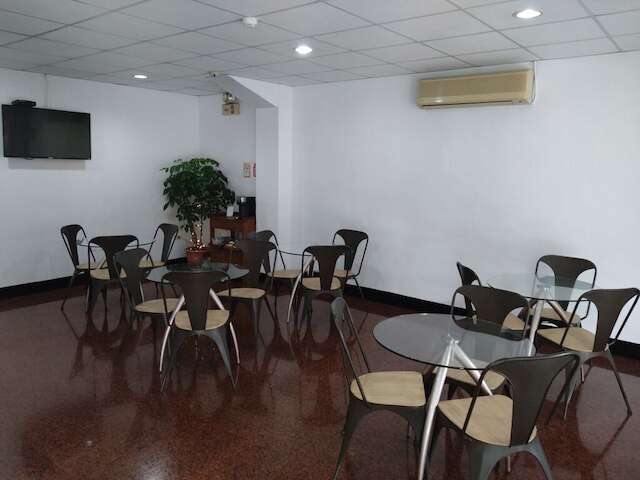 ジン ファ コールド スプリング ホテル (金華冷泉旅館)