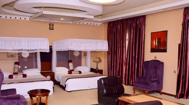 ロパニ ホテル カジャンシ