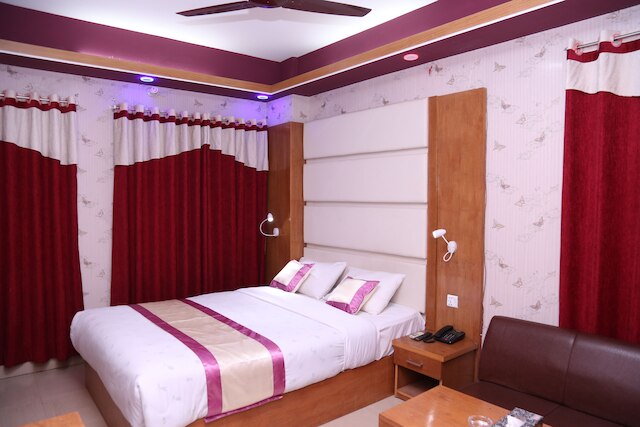 プラチナ ホテル リミテッド