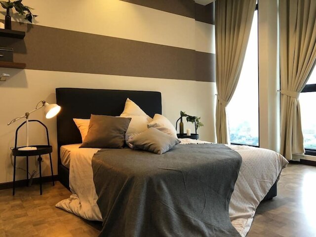 エクスプレッションズ プロフェッショナル スイーツバイ SYNC