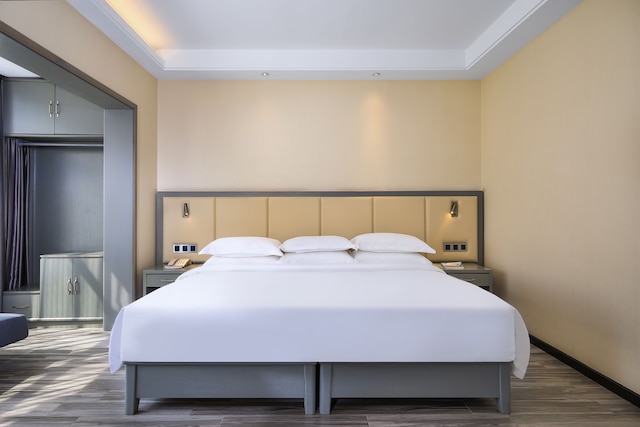 ウィング ホテル 桂林 - セントラル スクエア (正陽璞雲酒店 - 桂林两江四湖中心広場店)