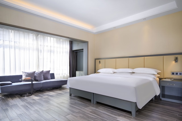 ウィング ホテル 桂林 - セントラル スクエア (正陽璞雲酒店 - 桂林两江四湖中心広場店)