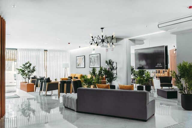 マサ ホテル 5 デ オウトゥーブロ