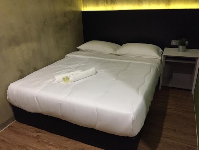 モナコ ブティック ホテル カンポン エア