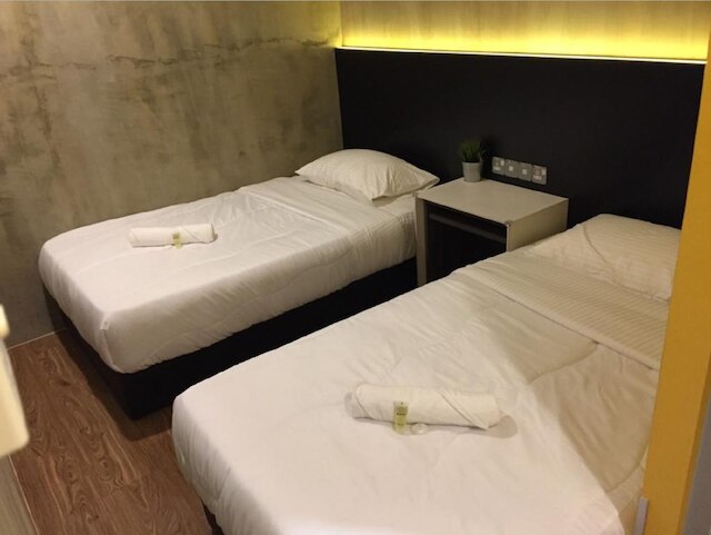 モナコ ブティック ホテル カンポン エア