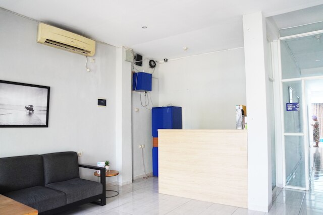 ナウ・ホステル