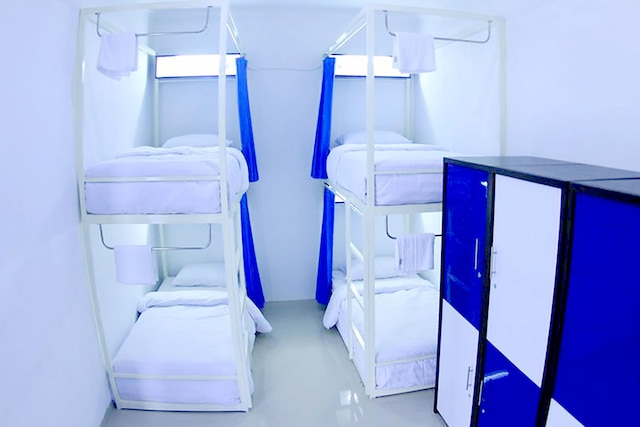 ナウ・ホステル