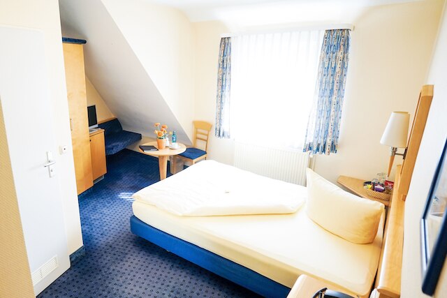 ホテル ザウアー ガルニ