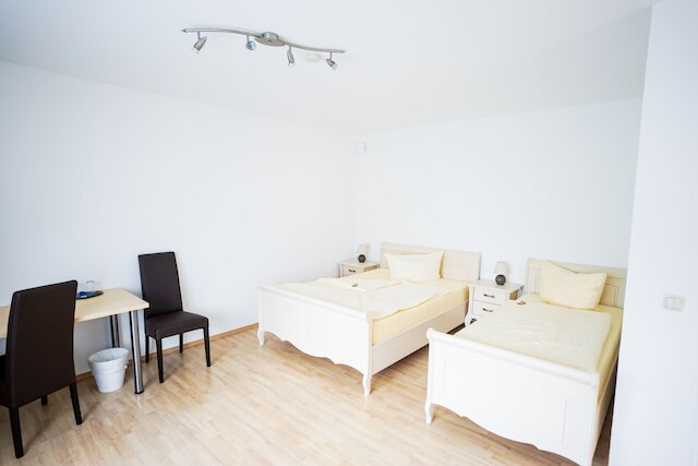 ホテル ザウアー ガルニ