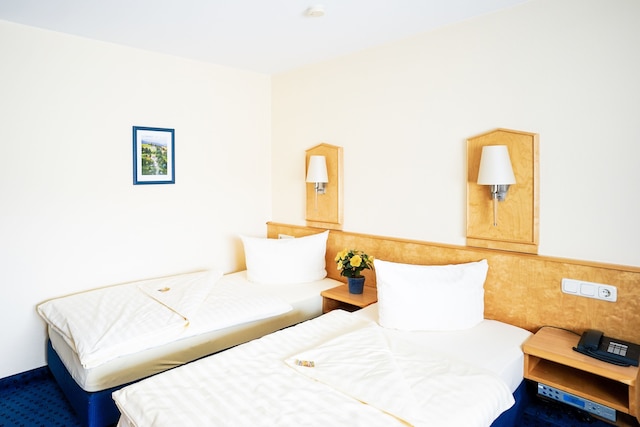 ホテル ザウアー ガルニ