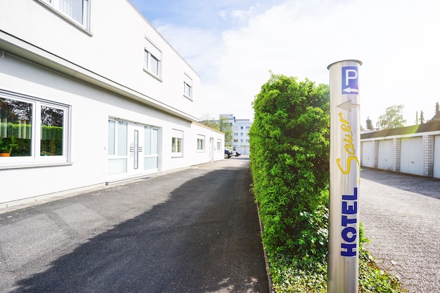 ホテル ザウアー ガルニ