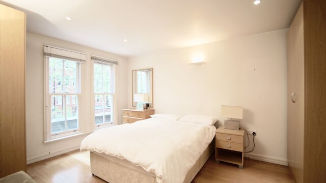 レクサム ガーデンズ