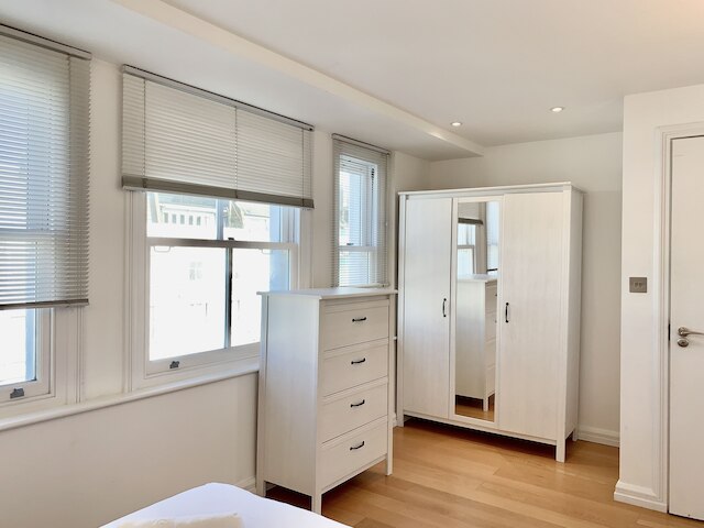 レクサム ガーデンズ