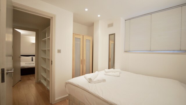 レクサム ガーデンズ