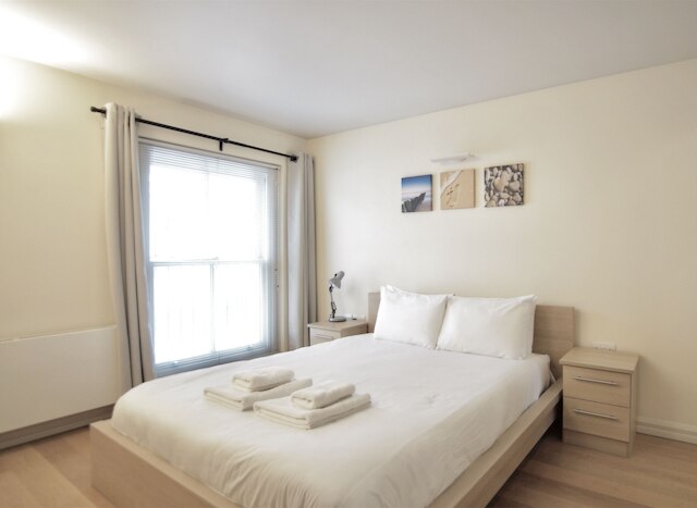 レクサム ガーデンズ