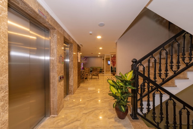 ビジョン デラックス ホテル