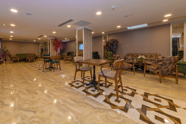 ビジョン デラックス ホテル