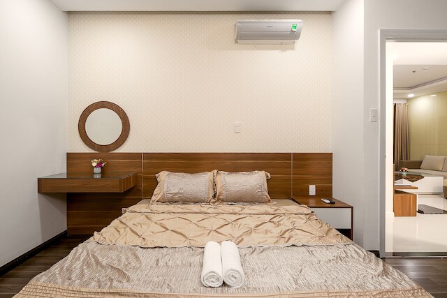 サラレム モナーキー アパートメント ハン リバーサイド